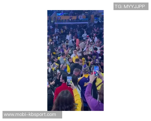 东契奇圣诞受伤39天后被交易引发球迷热议